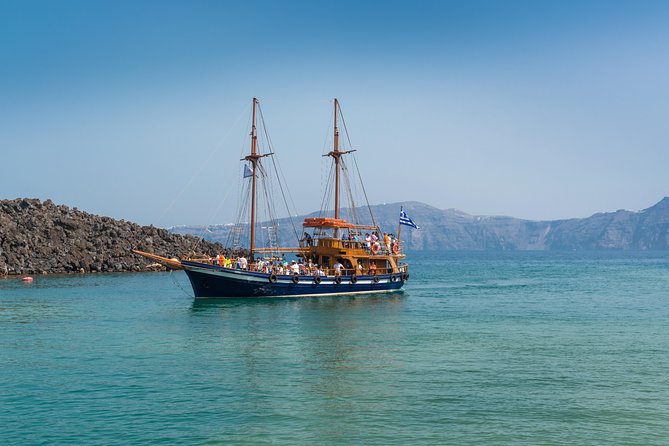 Full Day Boat Tour to Caldera Islands & Sunset in Oia by Bus - Tour Duration Feedback