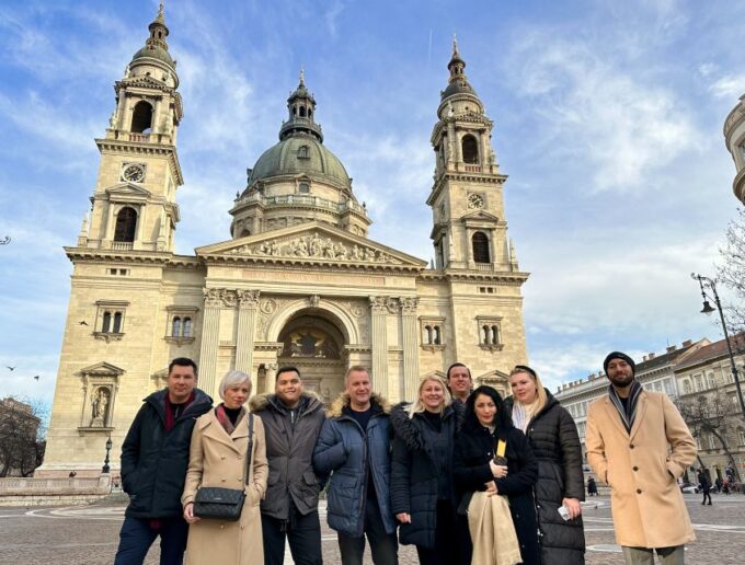 Full Day Budapest City Tour With Lunch, Wine & Dessert - Food and Drink Tastings