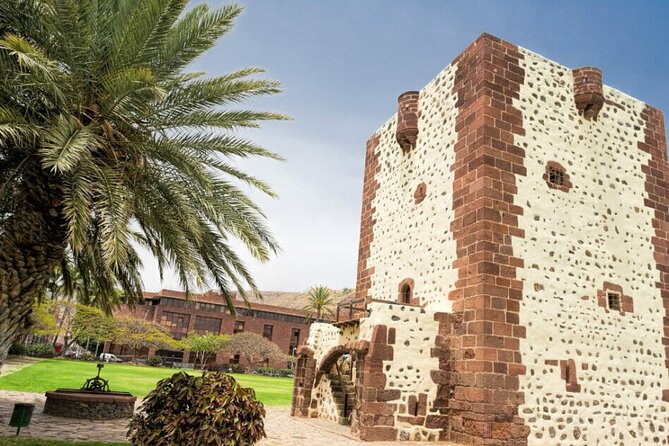 Full-Day Bus Tour to La Gomera Island With Professional Guide - Lunch Included - Pickup and Meeting Details