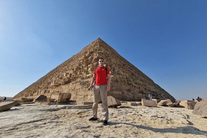 Full Day Cairo Tour From Hurghada by Minibus - Accessibility