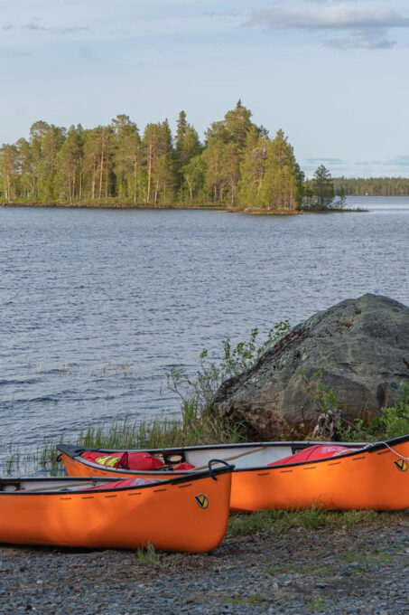 Full Day Canoe Adventure From Rovaniemi - Canoe Capacity