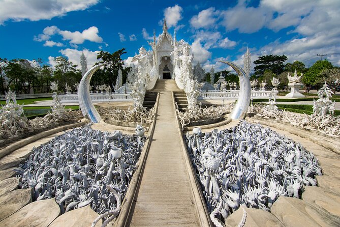 Full Day Chiang Rai 3 Temples White, Blue,Big Bhudha Temples - Child and Accessibility Information