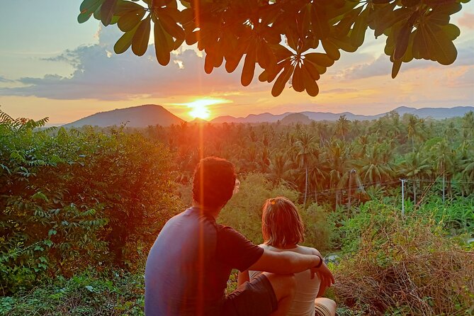 Full Day - City, Countryside, Old Bamboo Train, Secret Bat Cave - Key Points