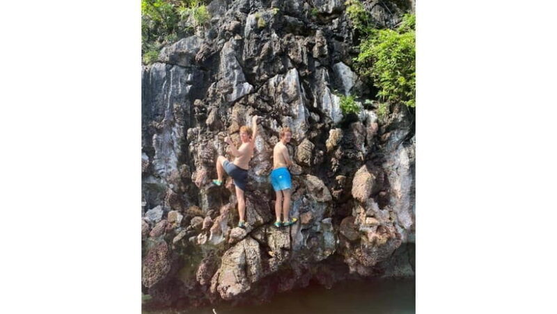 Full Day Cliff Jumping With Kayaking and Viet Hai Village - Indulging in a Delectable Lunch Experience