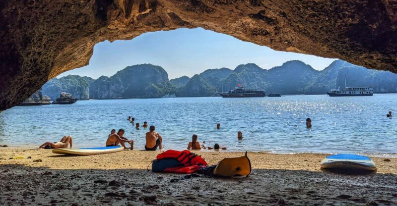 Full-Day Cruise and Kayak in Lan Ha Bay, Cat Ba Island - Kayaking in Lan Ha Bay