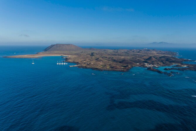 Full-Day Cruise From Lanzarote to Corralejo and Lobos Island - Cruise Duration and Schedule