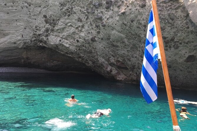 Full-Day Cruise in Antiparos and Despotiko With Barbecue - Group Size