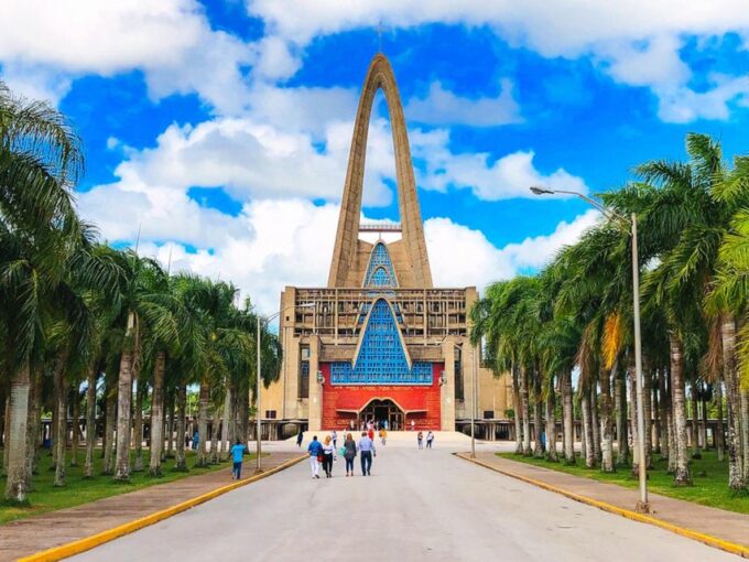 Full Day Cultural Tour in Dominican Republic - Language Support