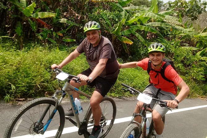 Full Day Cycling Amazing Chiangrai Countryside and the White Temple - Small Group Experience