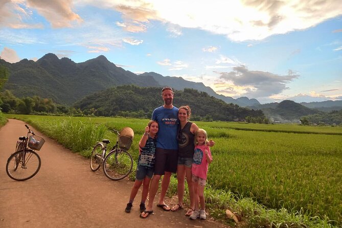 Full-Day Cycling & Handcraft Workshop in Mai Chau Valley - Itinerary and Activities