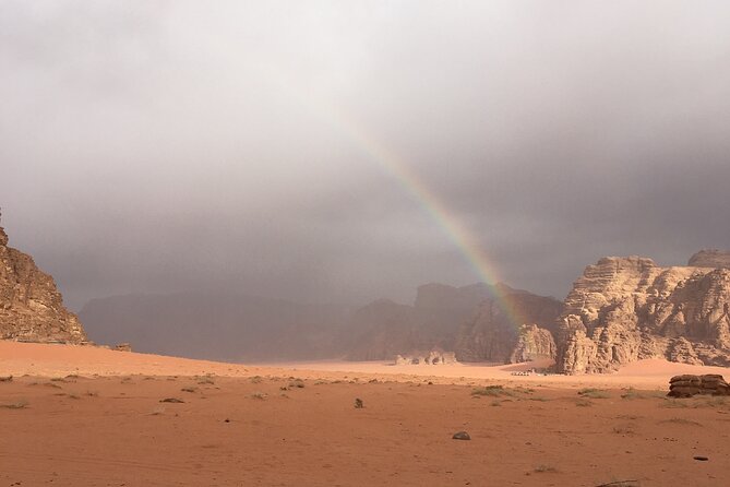 Full-Day Desert Highlights Wadi Rum Jeep Tour - Lunch in the Desert