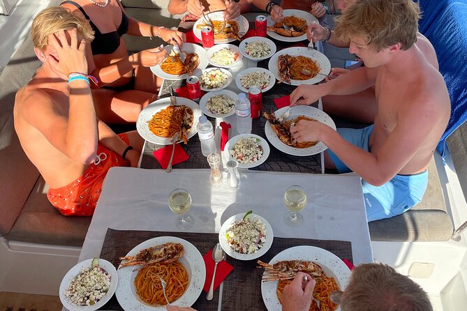 Full Day Discovering Mykonos Delos Renia Tour by Boat - Onboard Amenities and Services
