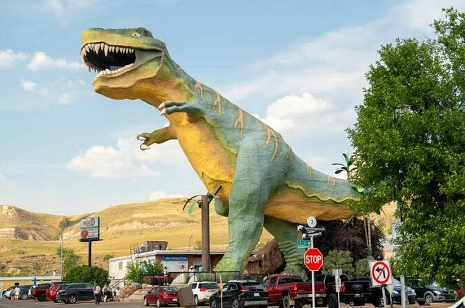 Full Day Drumheller Tour from Calgary by Coach - Rosedale Suspension Bridge: A Historic Walk