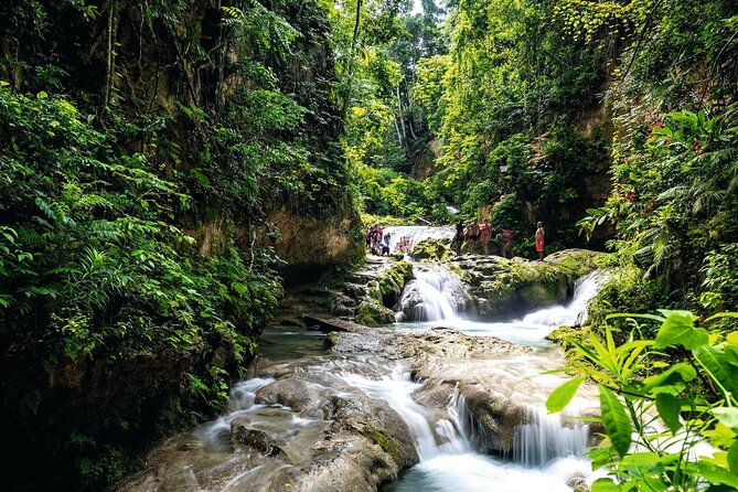 Full Day Dunns River and Blue Hole With Lunch - Health and Safety Considerations