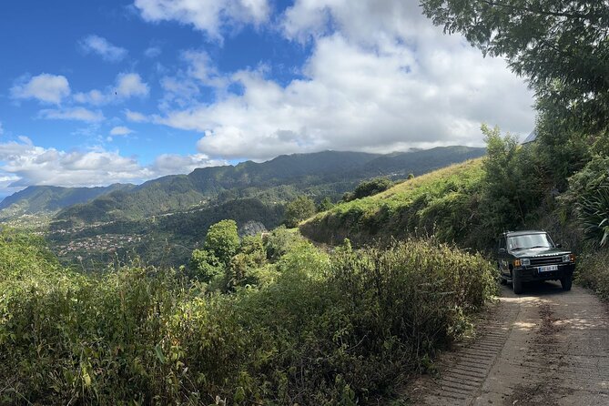 Full Day East Madeiras Santana and Peaks Tour by 4x4 Expedition - Health and Accessibility