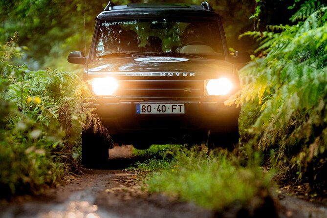 Full Day East Madeiras Santana and Peaks Tour by 4x4 Expedition - Exploring Santana