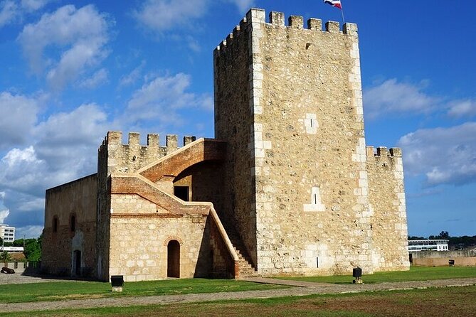 Full Day Excursion to Santo Domingo From Bávaro and Punta Cana - Accessibility and Participation