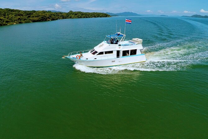 Full Day Excursion to Tortuga Island From Puntarenas - Accessibility and Recommendations