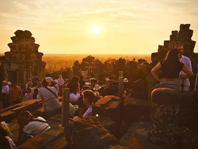 Full Day: From Dawn to Dusk: Angkors Sunset Timeless Beauty - Sunset Panoramic Views