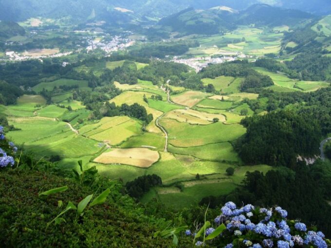 Full-Day Furnas Azores 4x4 Tour From Ponta Delgada - Frequently Asked Questions