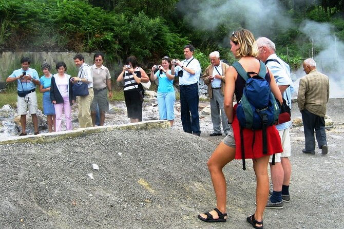 Full-Day Furnas Tour: Lake, Fumaroles and Thermal Pools 4x4 - Personalized Experience