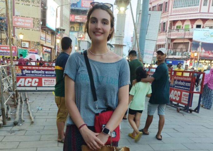 Full Day Guided City Tour of Varanasi in AC Car With a Local - Pricing and Booking