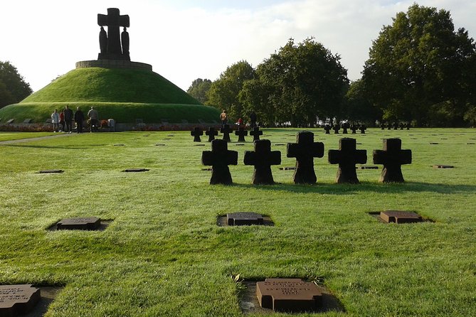 Full Day Guided Tour Normandy D Day American Sector - Sainte-Mere-Eglise