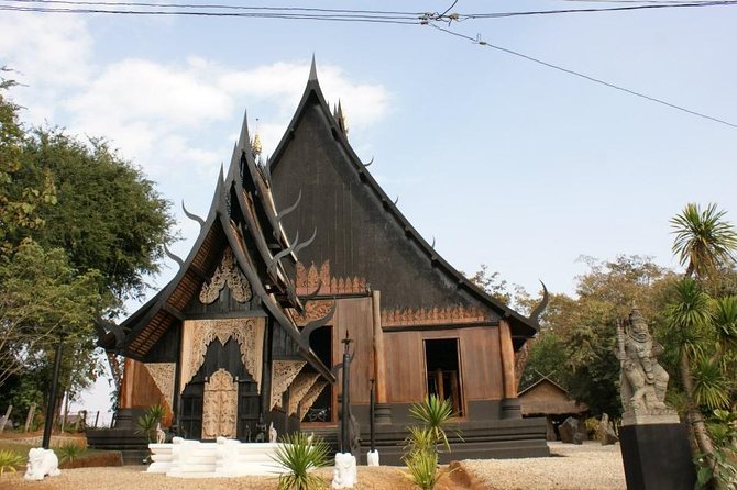 Full-Day Guided Tour of Chiang Rai Temples From Chiang Mai - Pricing and Tour Availability