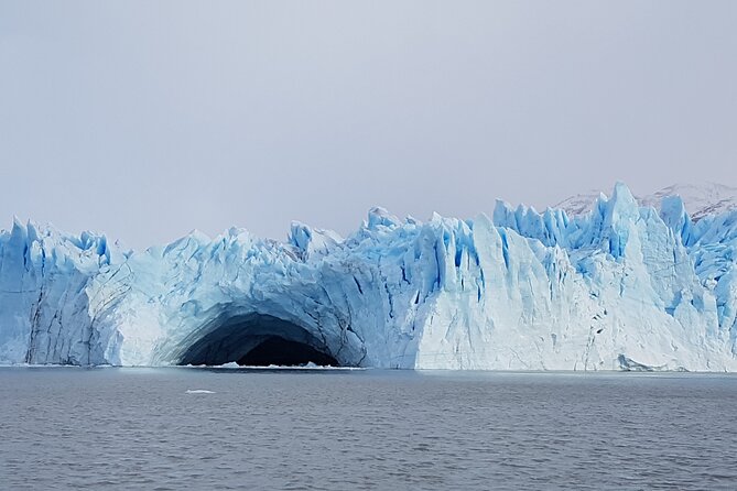 Full Day Guided Tour Perito Moreno National Park and Glacier - Scenic Drive Through Patagonia