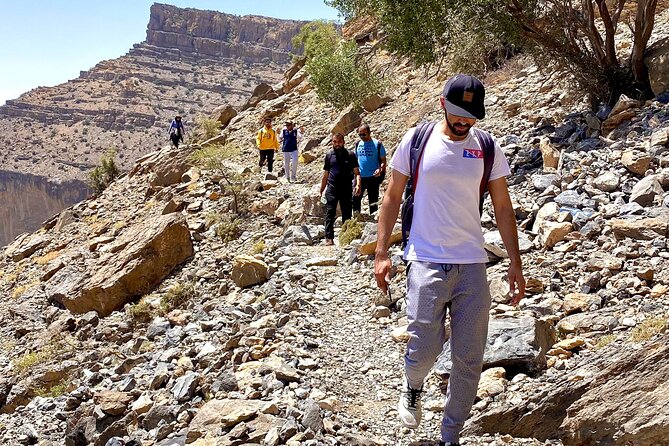 Full Day Guided Tour to Balcony Walk and Hidden Lake With Pickup Included - Schedule