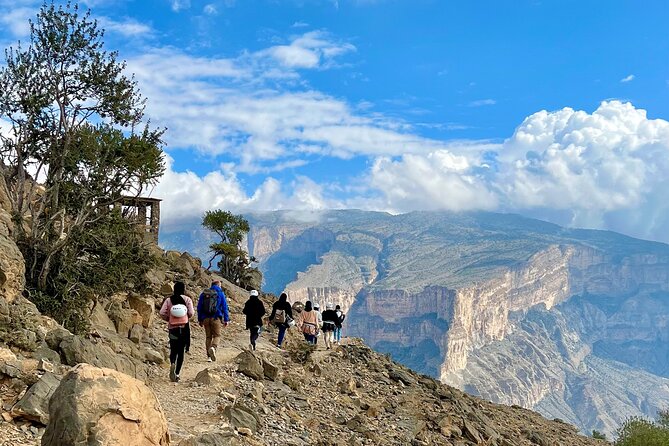Full Day Guided Tour to Balcony Walk and Hidden Lake With Pickup Included - Reviews