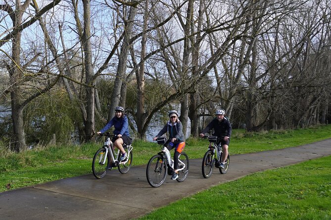 Full Day Guided Waikato River Trail E-bike Tour - Scenic Locations
