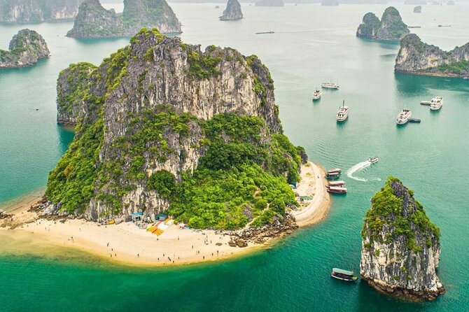 Full Day Halong Bay Cruise With Kayaking - Breathtaking Limestone Karsts