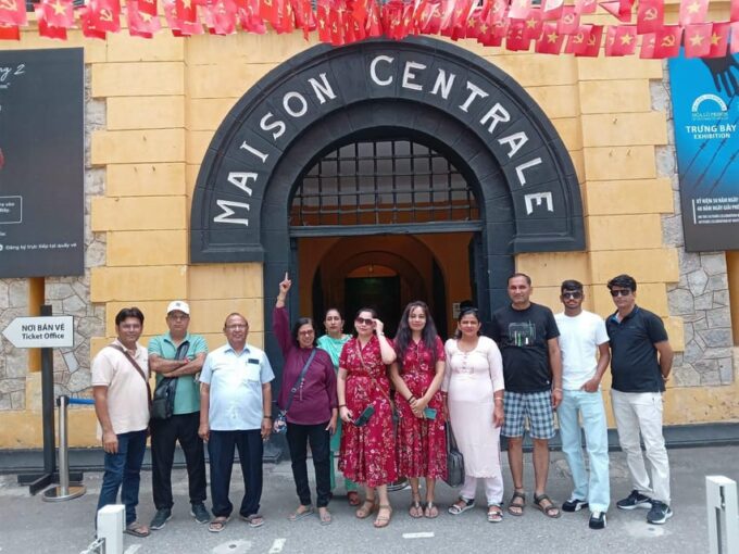 Full Day Hanoi City Tour With Transfer and Lunch, Tour Giude - Customer Feedback