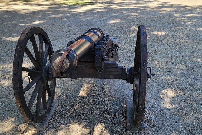 Full Day Historic Guided Tour to Jamestown and Yorktown With Lunch - Visiting Yorktown