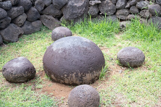 Full Day Hotu Matua Tour From Vaihu to Anakena - Reviews Summary