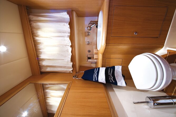 Full Day in Capri With Fratelli Aprea 32 Feet - Accessibility