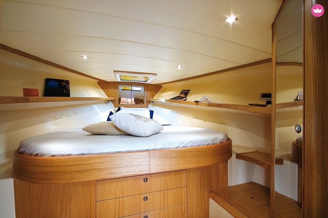 Full Day in Capri With Fratelli Aprea 32 Feet - Pricing and Policies
