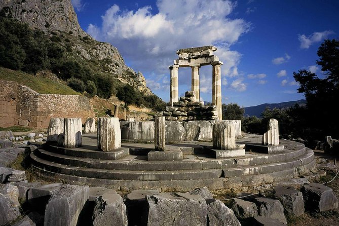 Full Day in Delphi: Live the Myths - Meeting and Pickup