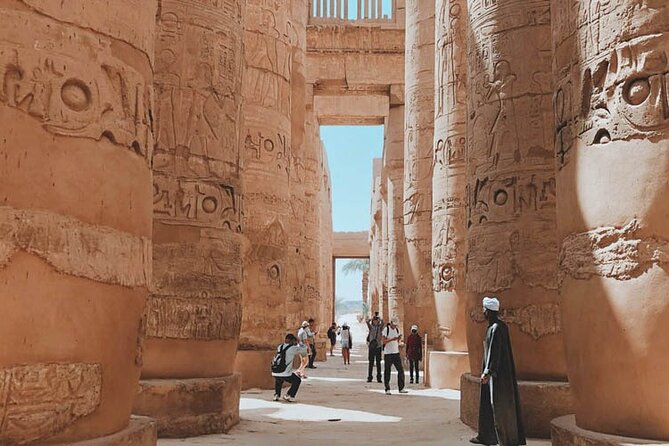 Full Day in Luxor (East-West Bank) With Lunch - Lunch at Local Restaurant