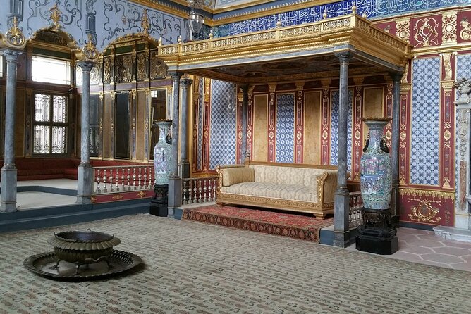Full-Day Istanbul Old City Walking Tour - Meeting and Pickup