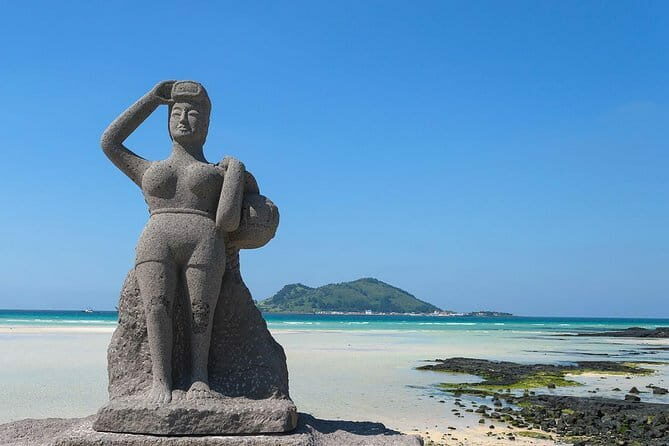 Full Day Jeju Private Customizable highlight Tour - Discovering Jeju on Your Terms: An In-Depth Look