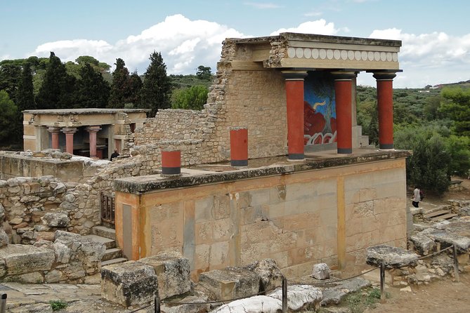 Full-Day Knossos And Heraklion Tour From Chania - Booking and Meeting Point Details