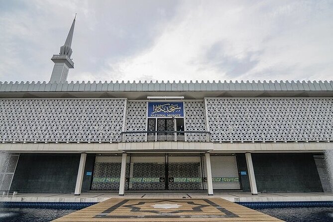 Full Day Kuala Lumpur City Tour With Petronas Twin Tower Tickets - Reviews and Ratings