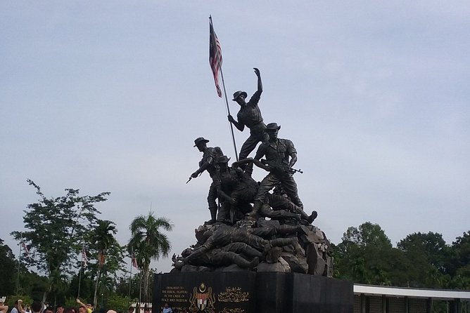 Full-Day Kuala Lumpur Grand Tour With Lunch - Visiting Royal Kings Palace