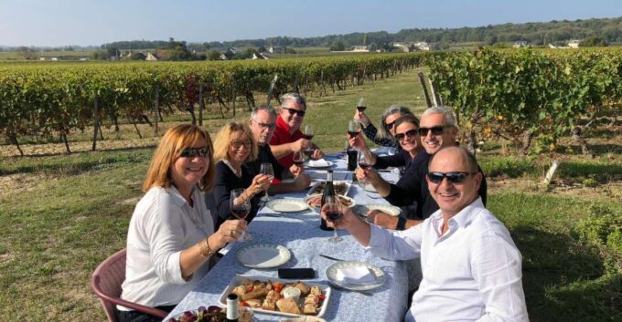 Full Day Loire Valley Wine Tour With Lunch: Vouvray & Chinon - Customer Reviews