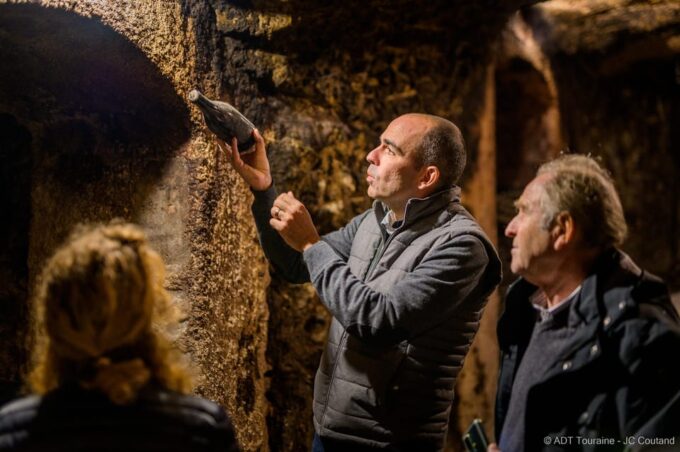 Full Day Loire Valley Wine Tour With Lunch: Vouvray & Chinon - Frequently Asked Questions