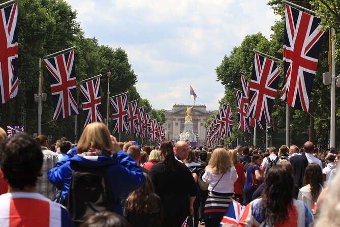Full Day London Private Tour With Admissions to Iconic Landmarks - Private Tour Experience