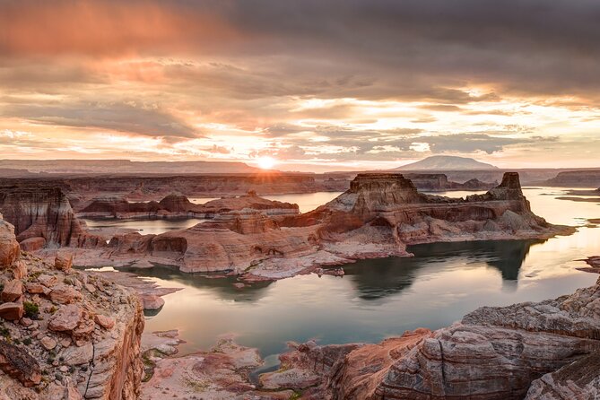 Full Day Lower Antelope Canyon and Horseshoe Bend in Las Vegas - Transportation Details
