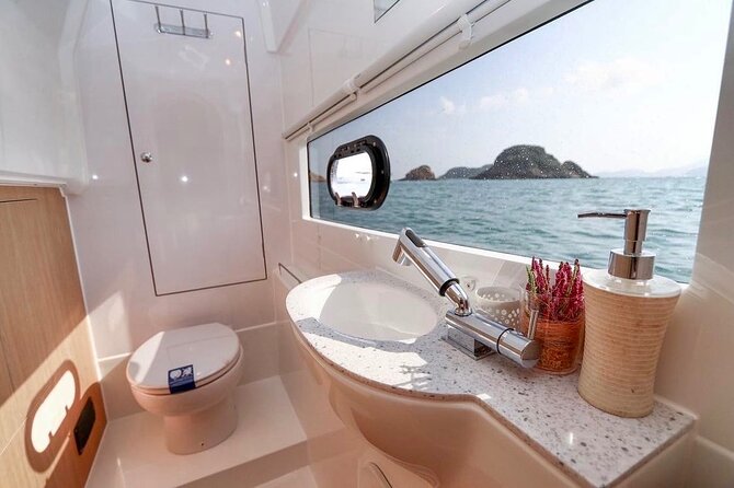 Full Day Luxury Catamaran Turtle Snorkel and Beach Getaway - Health and Accessibility